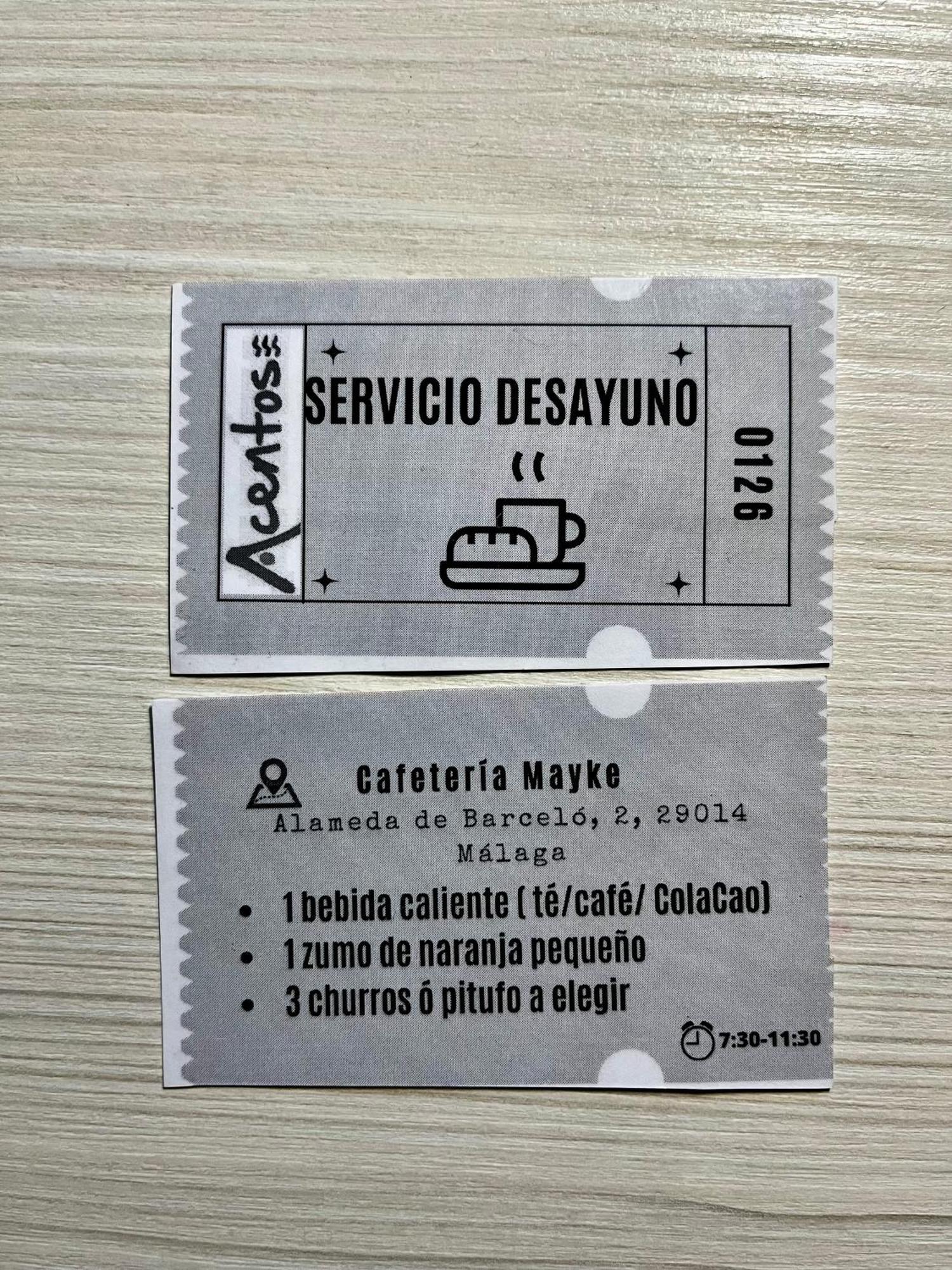 Barcelo 21, Parking On Request, Atico With Terrace & Studio With Patio, Center, Quite Neighborhood, Bc *