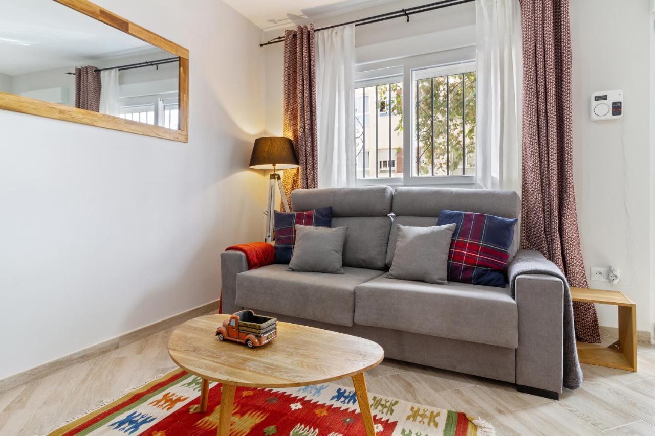 Barcelo 21, Parking On Request, Atico With Terrace & Studio With Patio, Center, Quite Neighborhood, Bc Apartment *