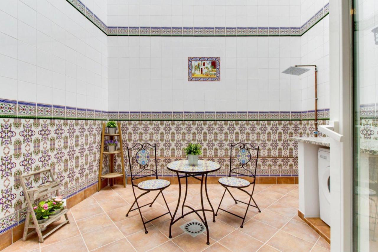 Barcelo 21, Parking On Request, Atico With Terrace & Studio With Patio, Center, Quite Neighborhood, Bc Apartment Malaga