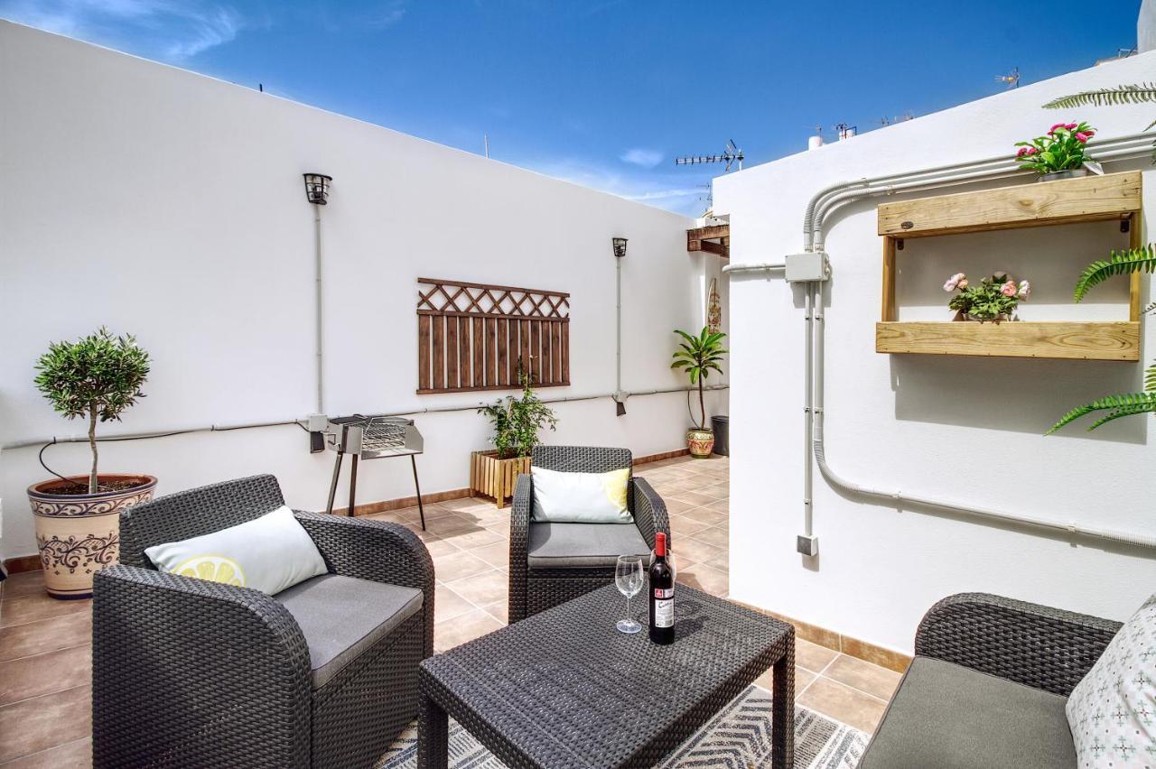 Apartment Barcelo 21, Parking On Request, Atico With Terrace & Studio With Patio, Center, Quite Neighborhood, Bc *